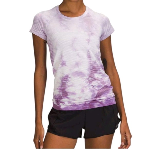 Lululemon Swiftly Tech Short Sleeve Shirt 2.0 *Shibori Stripe Wisteria Purple - Picture 1 of 5